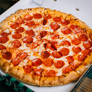 Pepperoni pizza pie